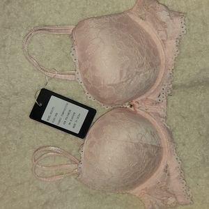 36B Light Pink Lace Bra NWT
